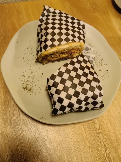 Wraps envueltos en papel a cuadros